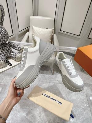 wholesale quality men's louis vuitton trainer grey white